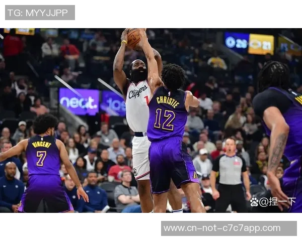 2014年2月19日马刺与快船精彩对决全场录像回放及赛后分析 2014年2月19日马刺与快船精彩对决全场录像回放及赛后分析